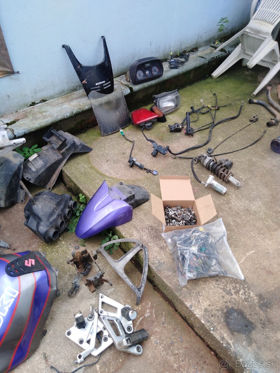 Suzuki gsxf 1100 - 7