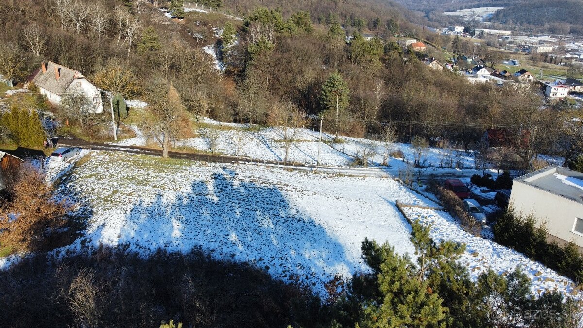 Na predaj slnečný stavebný pozemok s výhľadom v Žarnovici - 7
