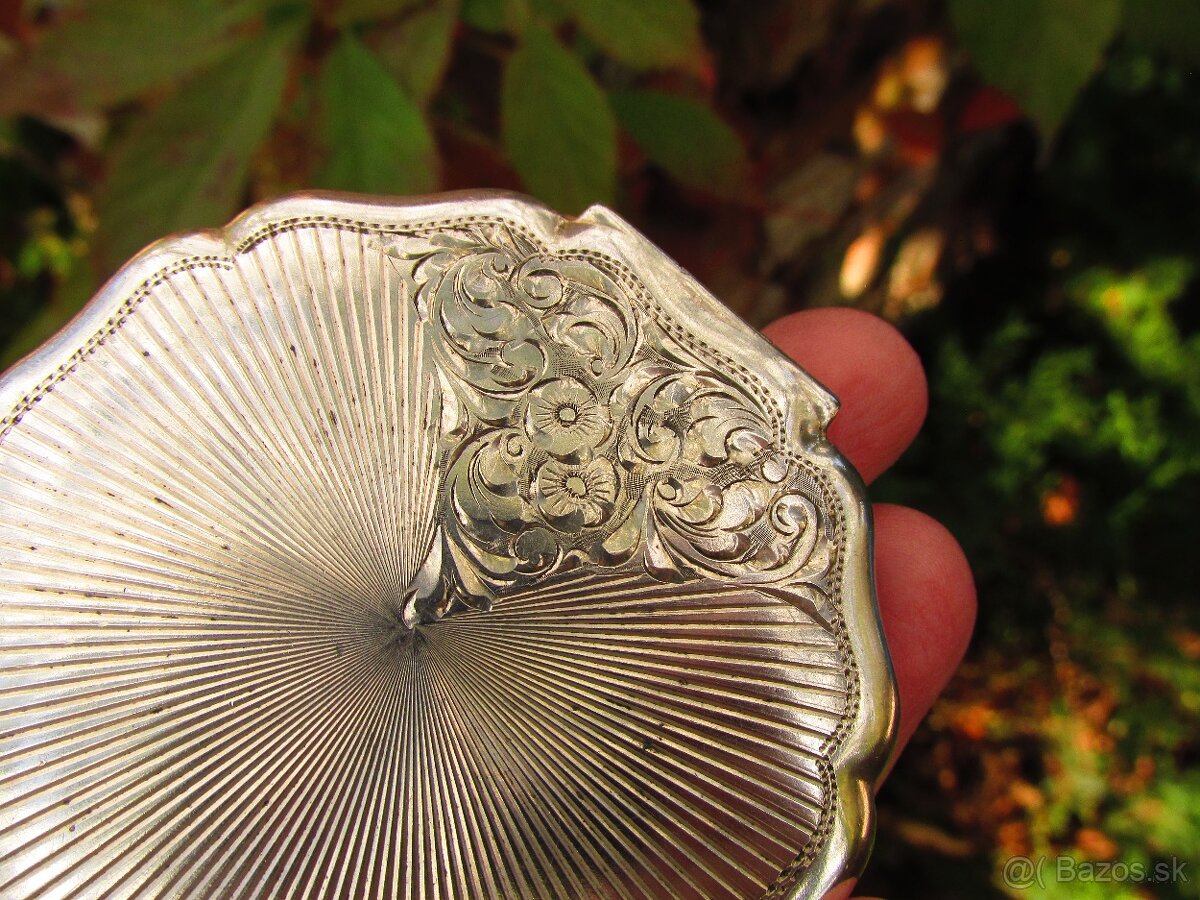 Stará strieborná pudrenka, Ag 835 - 7