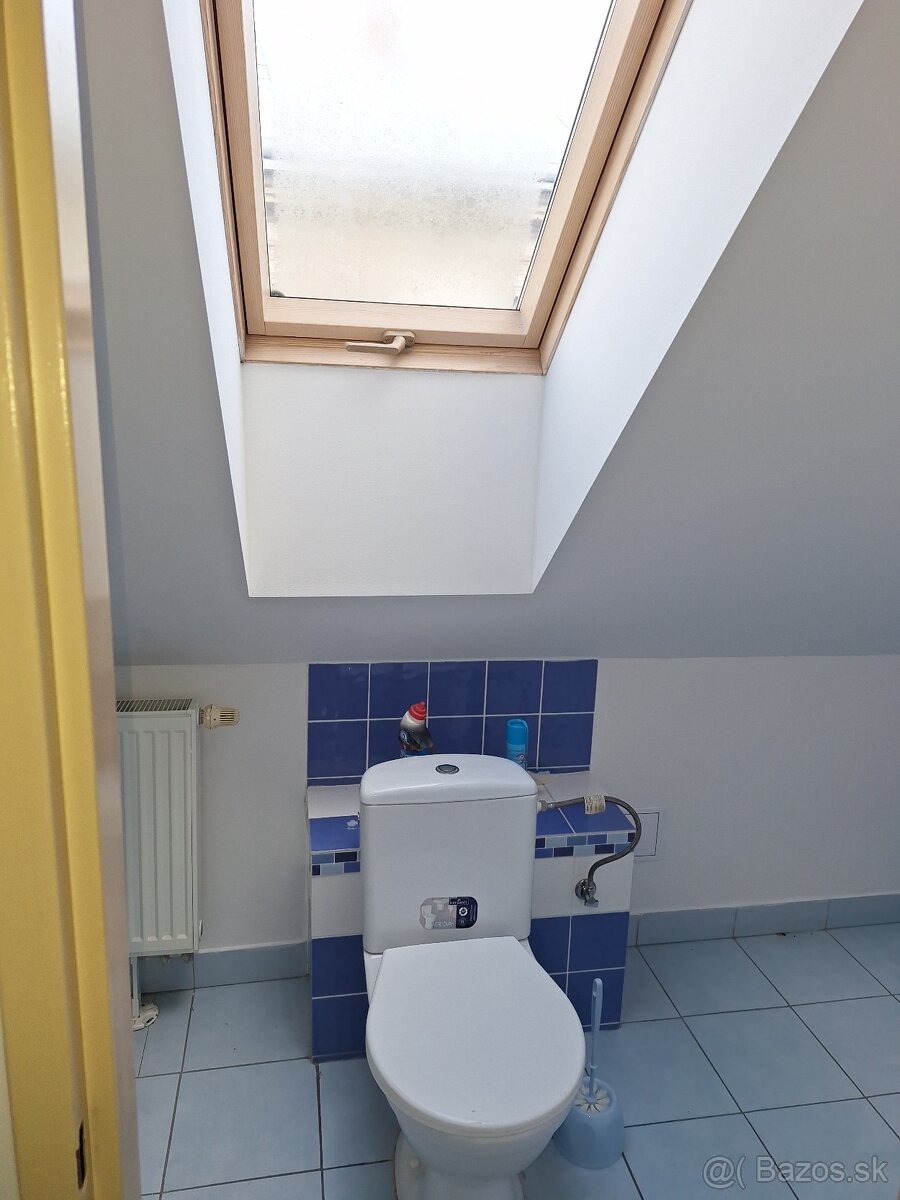 Administratívne priestory v podkroví s klimtizáciou - 7