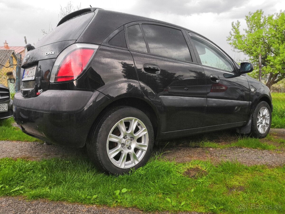 Kia Rio 1.5 CRDi 81KW 2007 - 7