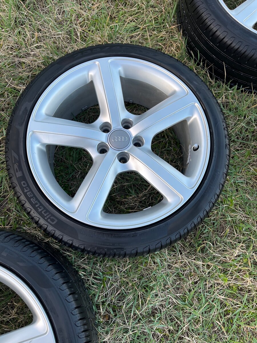Predám letnú sadu R19 originál z AudiQ5 Audi a6 c6 - 7
