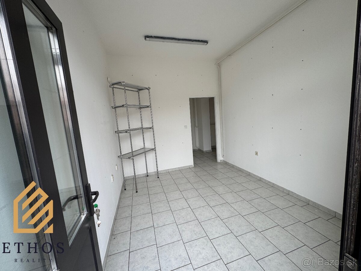 🏢 Na predaj: polyfunkčná budova–Krásno nad Kysucou (centrum - 7