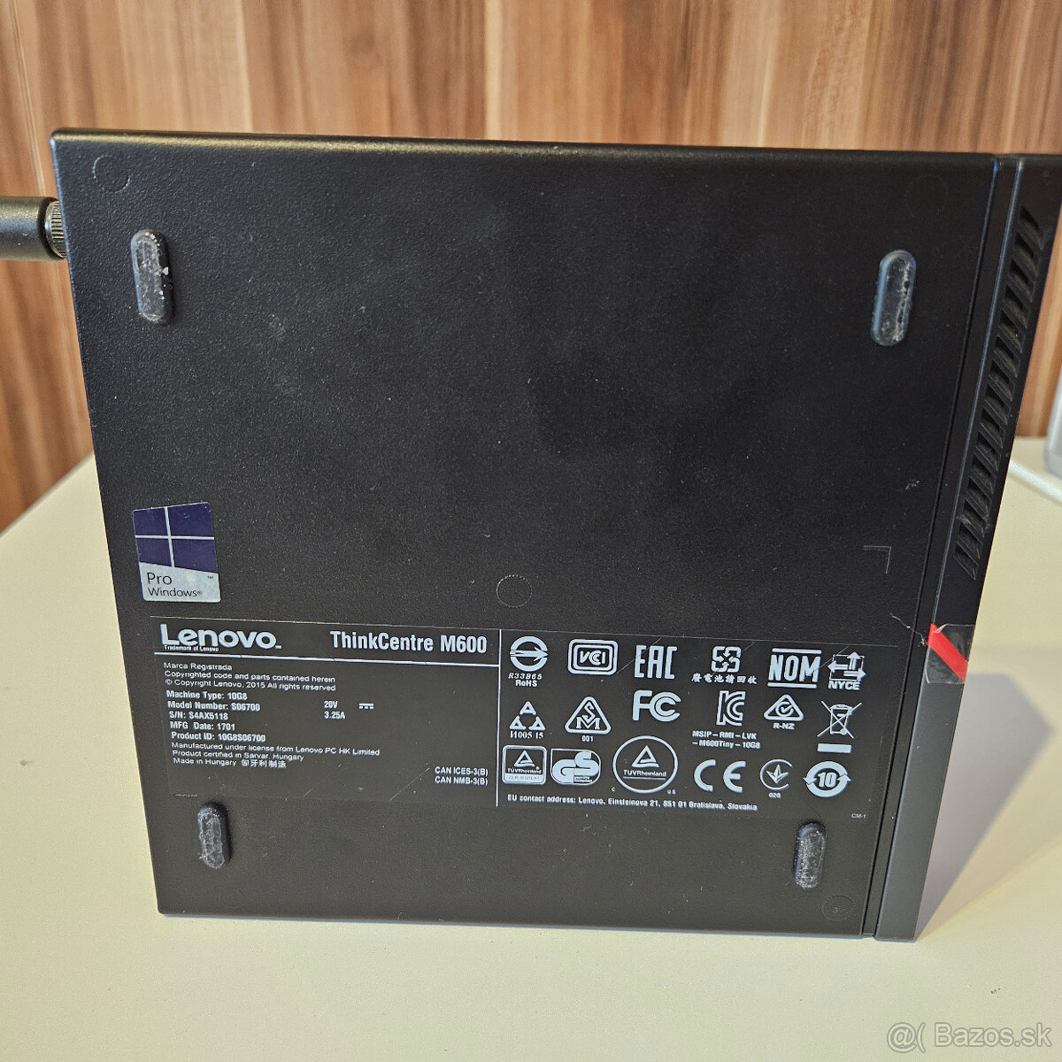 Mini počítač LENOVO M600 s Win 10 a Wi-Fi a Bluetooth - 7