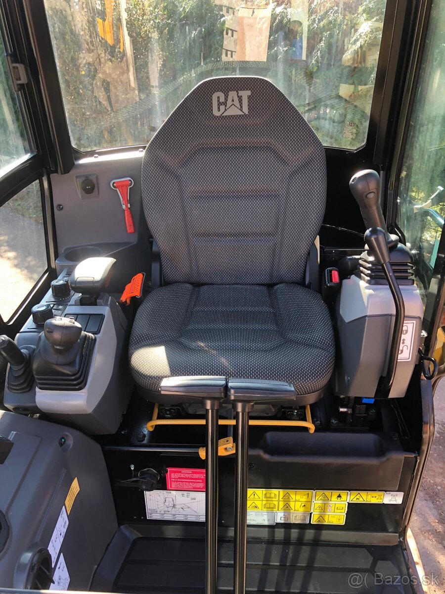 CAT 301.6 - 7