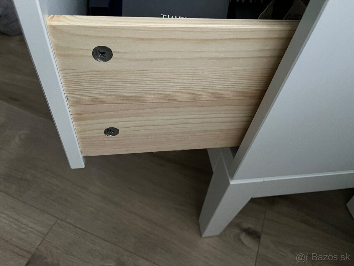 Nocny stolik - 7