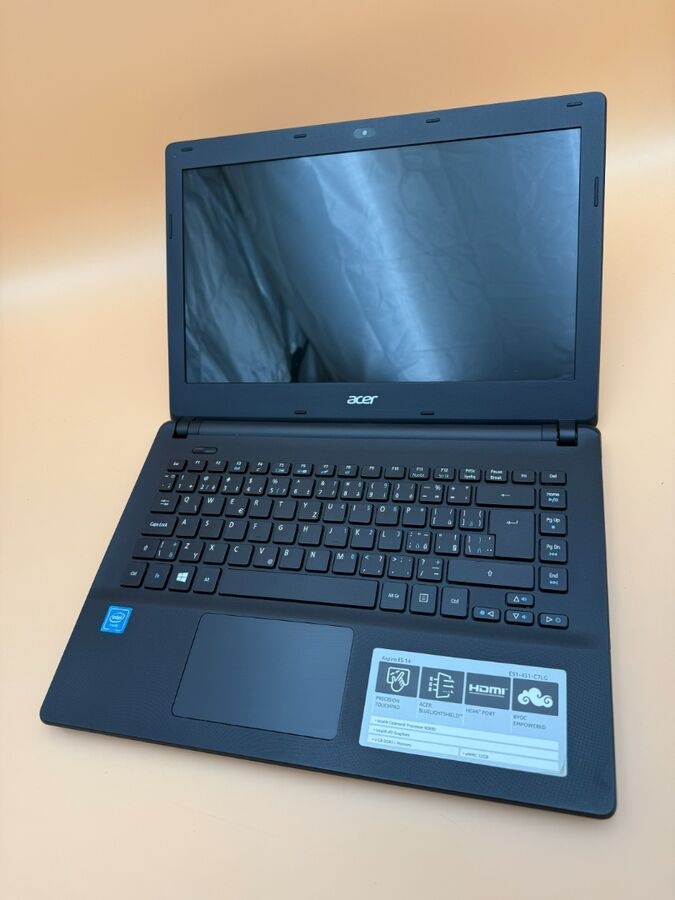 Acer Aspire Intel Celeron N3050 / 4GB RAM / 250GB HDD - 7