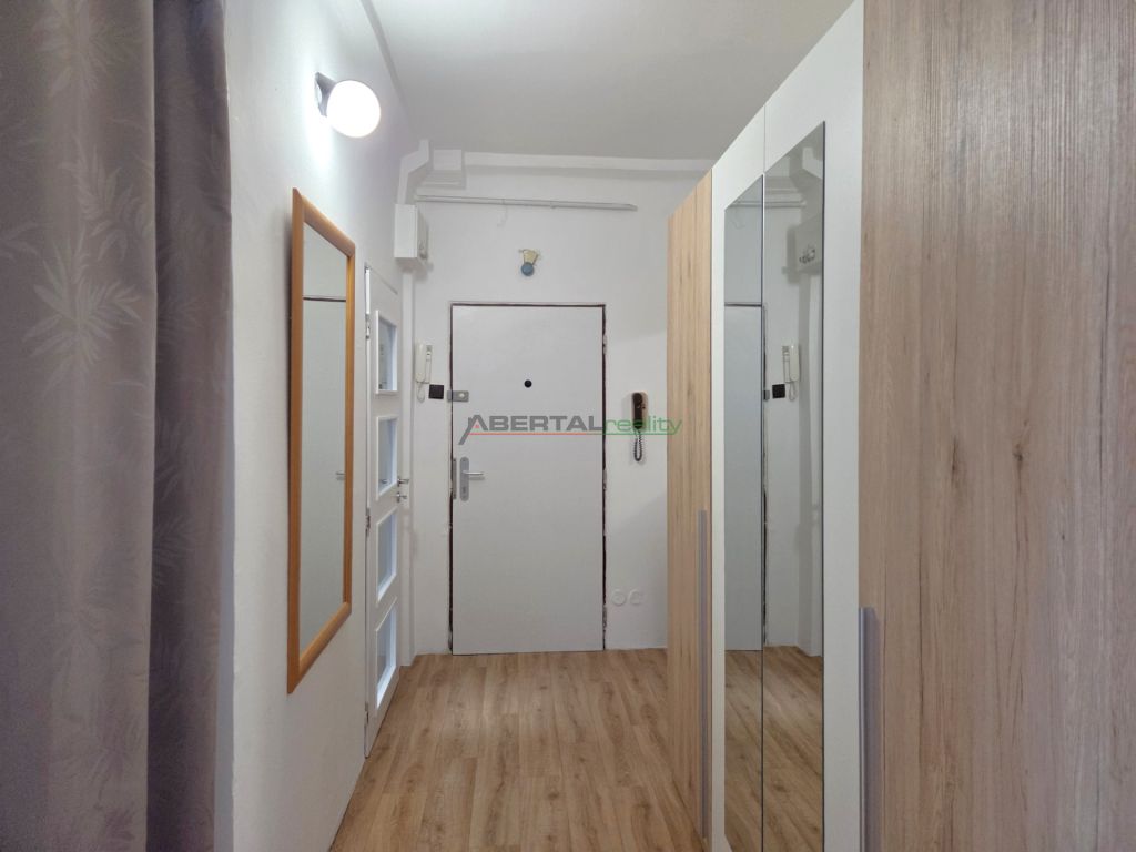Priestranný a svetlý 1i byt (43 m²), Mesačná ul., Ružinov, B – foto 10