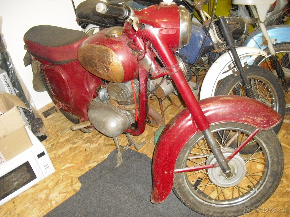 ČZ 125 DE LUXE - 7