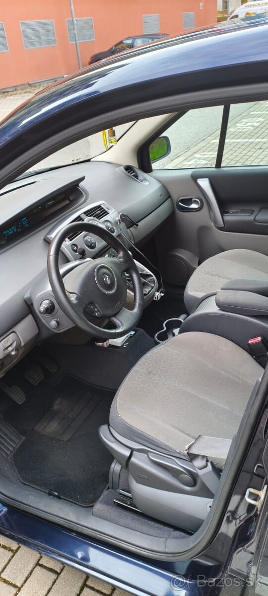 Renault Grand Scenic - 7