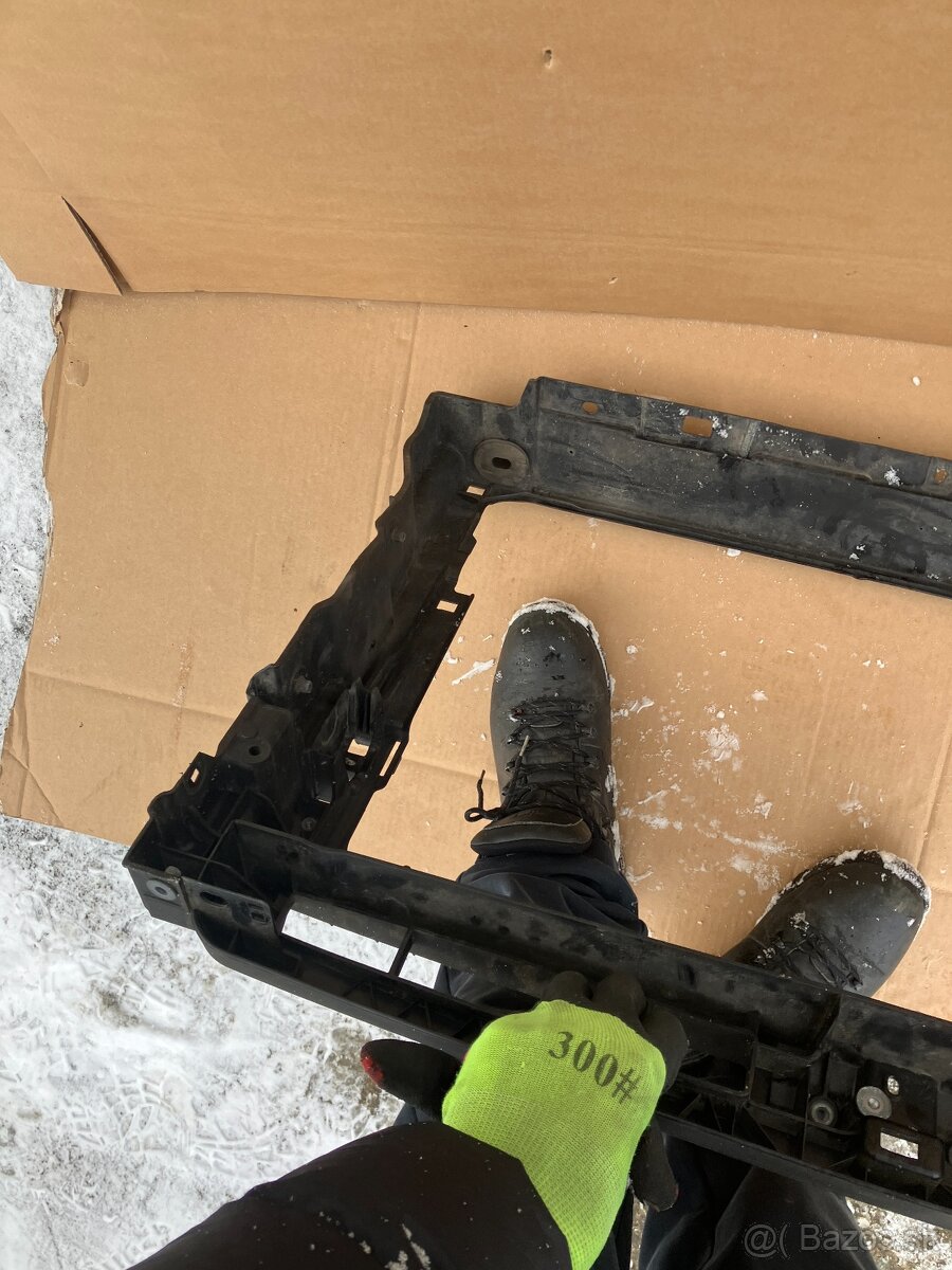 chladicova stena vw Golf Sportsvan chladicovka 2.0 - 7