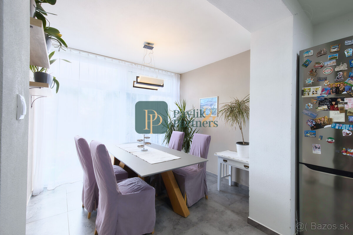 Predaj 4 izbový moderný rodinný dom, garáž, zariadený - 7