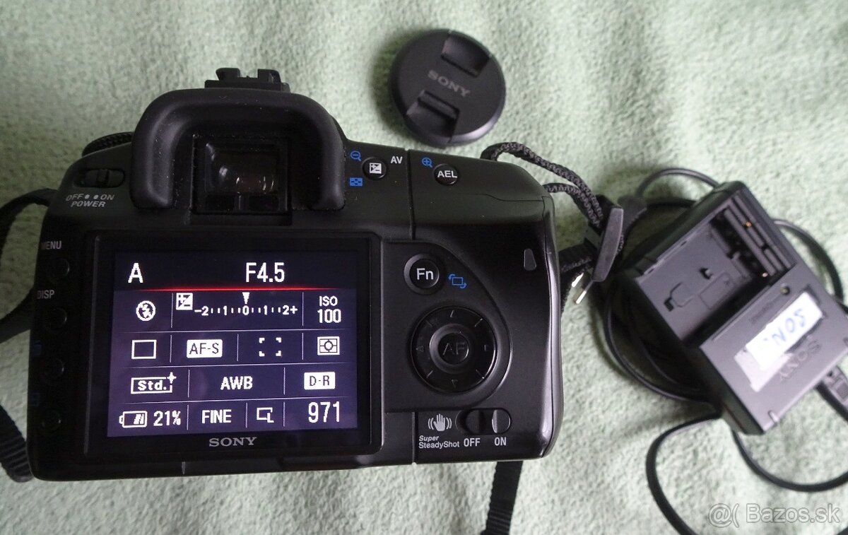 Predám dig. zrkadlovku SONY ALPHA A200 - komplet - 7