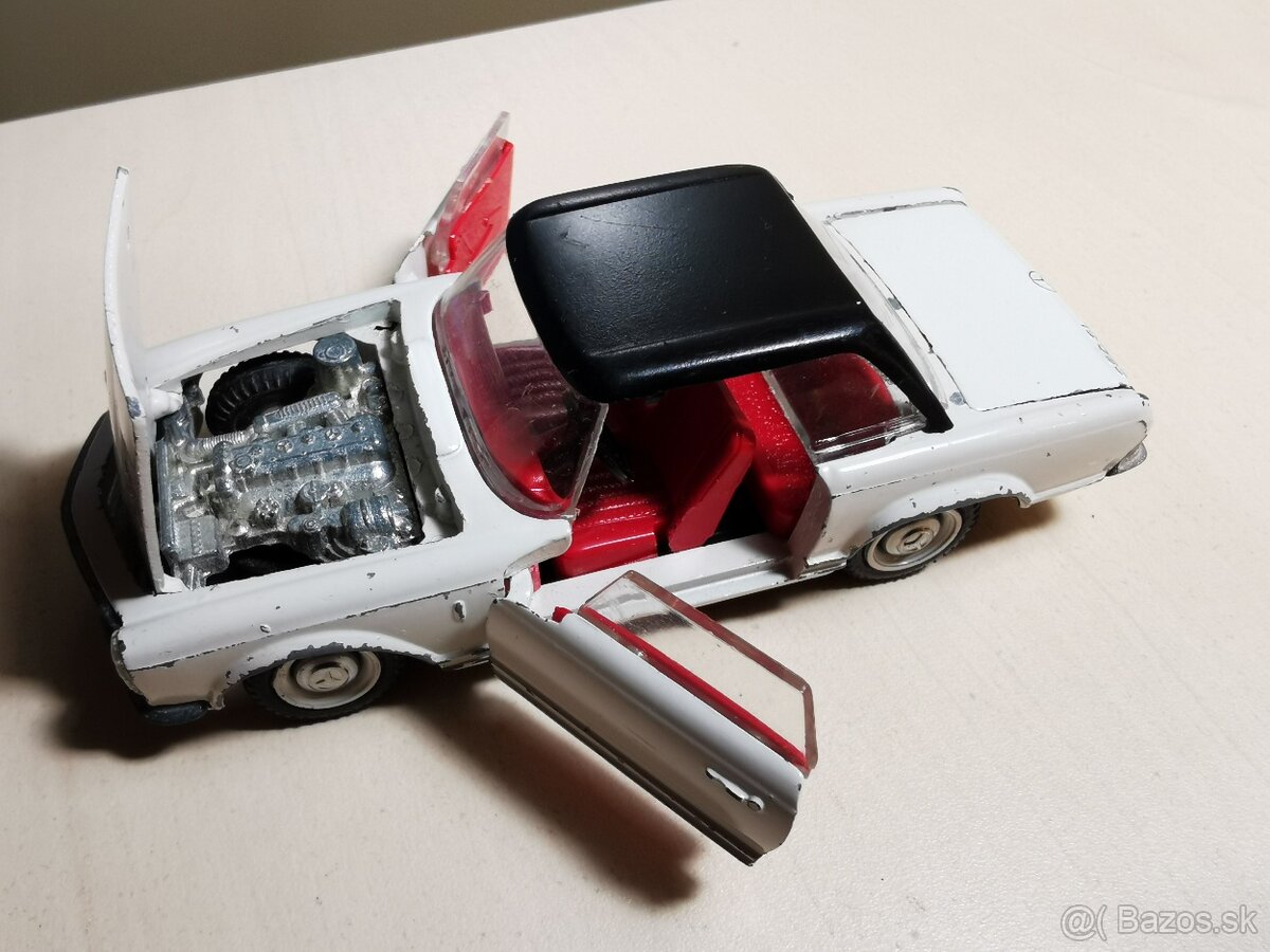 Tekno denmark Mercedes 280 - 7