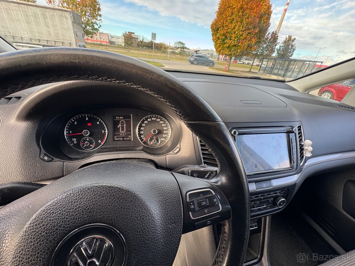 VW Sharan 2.0 TDi 103kw - ponúknite cenu sms,email,WhatsApp - 7