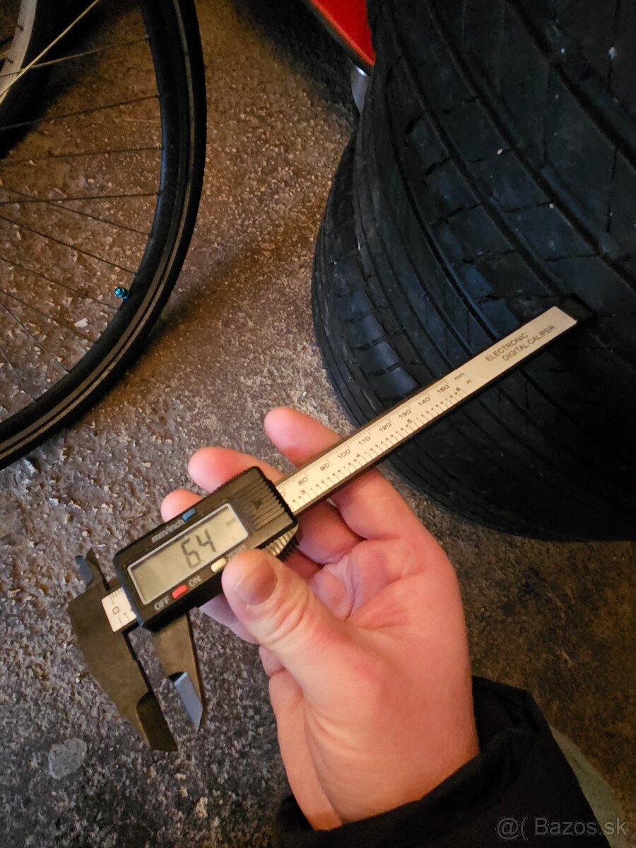 Bridgestone 235/55 R18 TURANZA - letné - 7