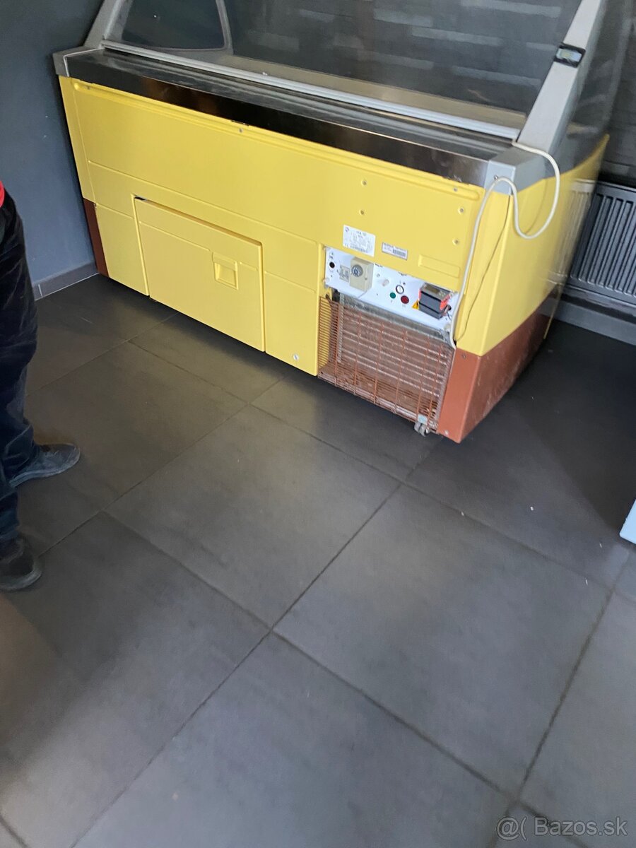 Zmrzlinova vytrina - 7