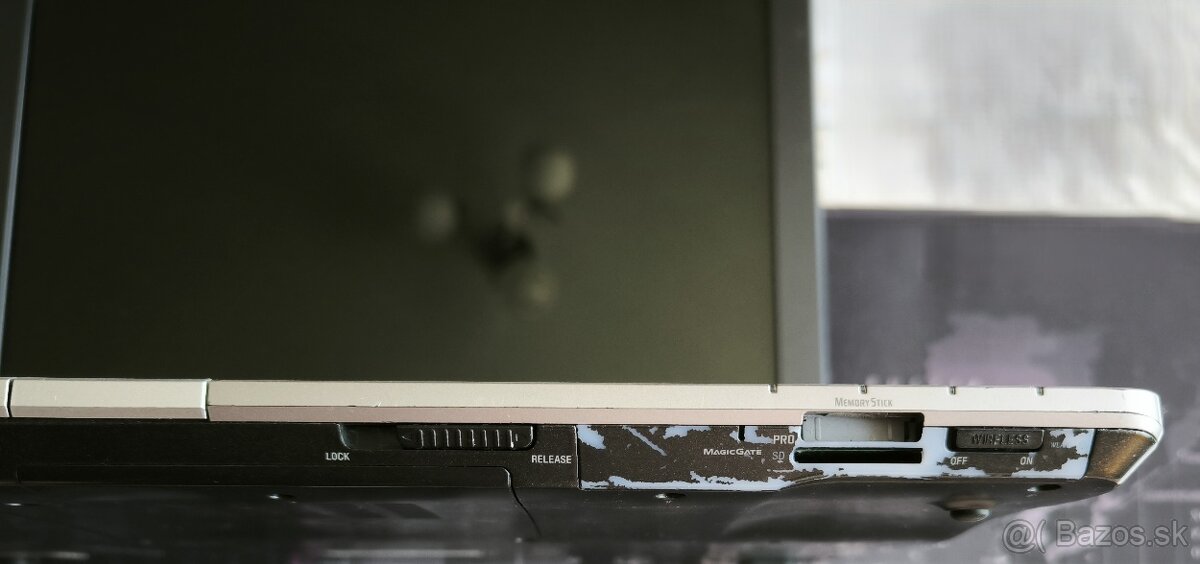 SONY VAIO VGN-AR71L, REZERVOVANÉ - 7