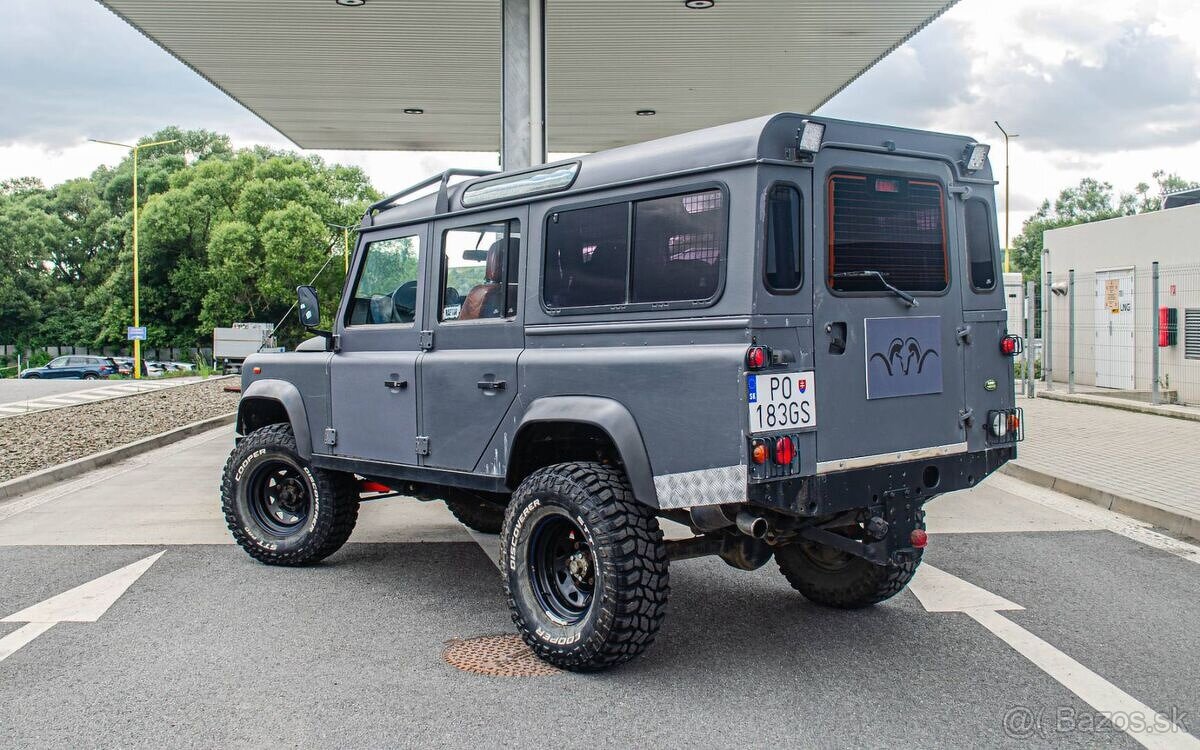 Land Rover Defender SW110 2.4 TD4 - 7