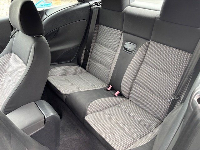 Volkswagen EOS 2,0 FSi benzín - 7