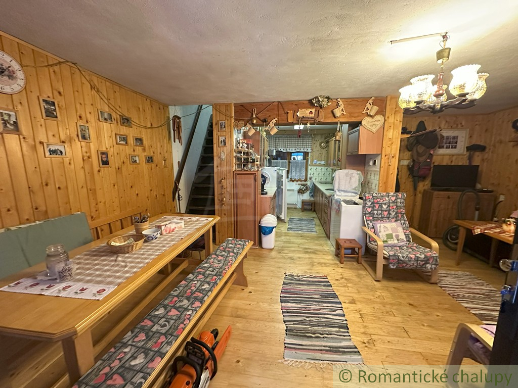 Chata blízko vleku Kokava-Línia + ďalší stavebný pozemok. - 7