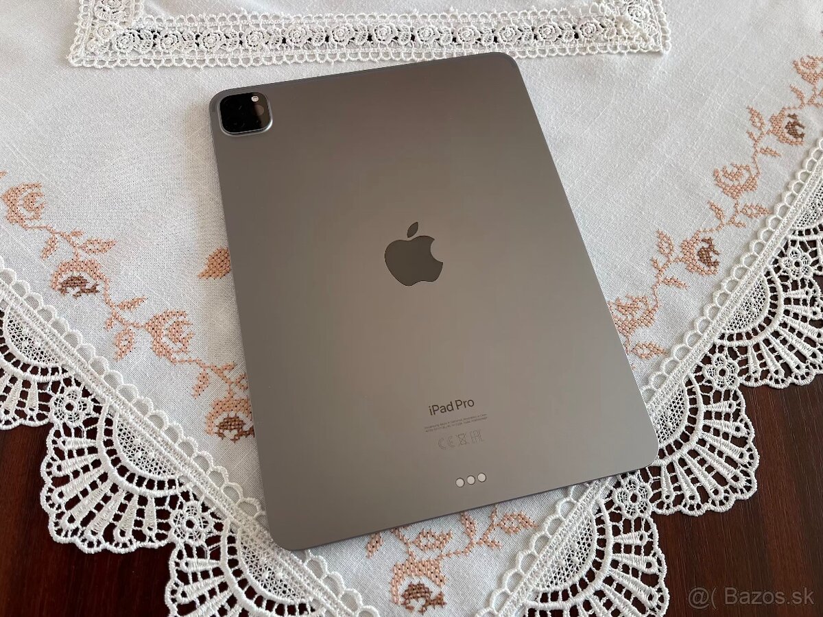 iPad Pro 11" M2 128GB - 7