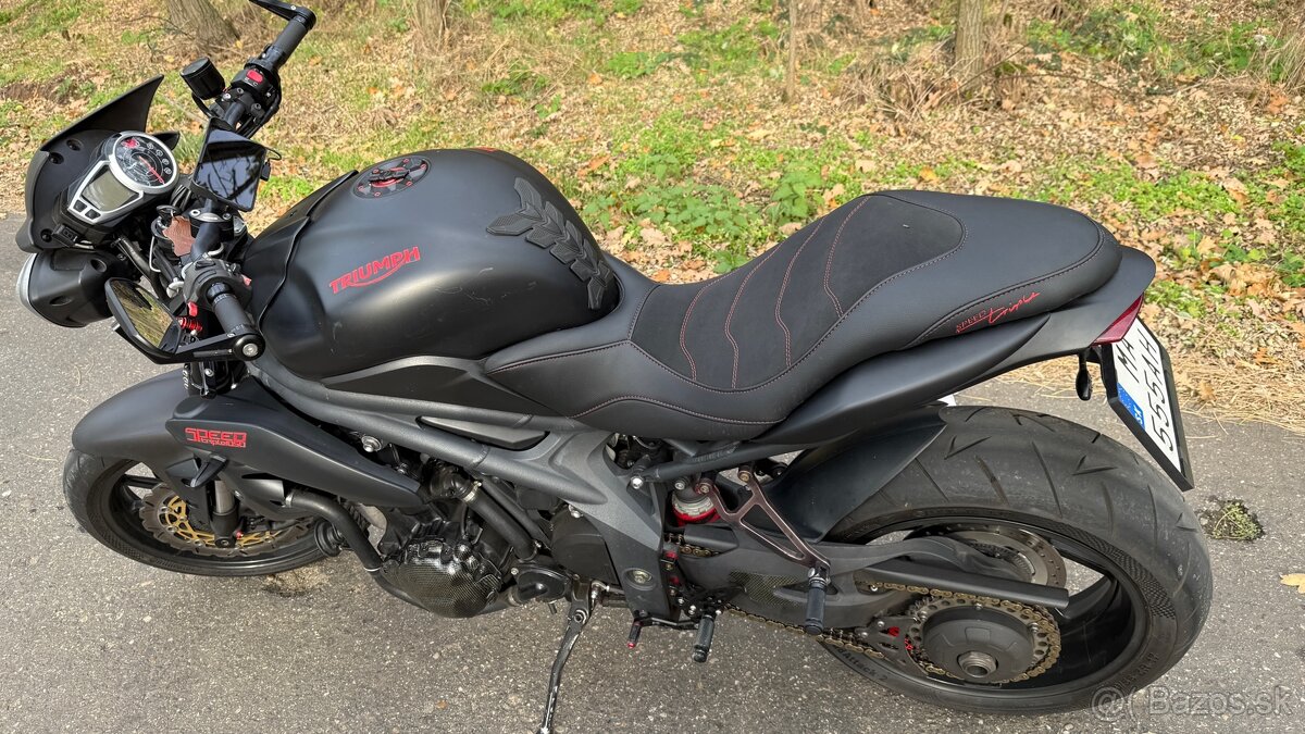 Triumph Speed Triple 1050 - 7