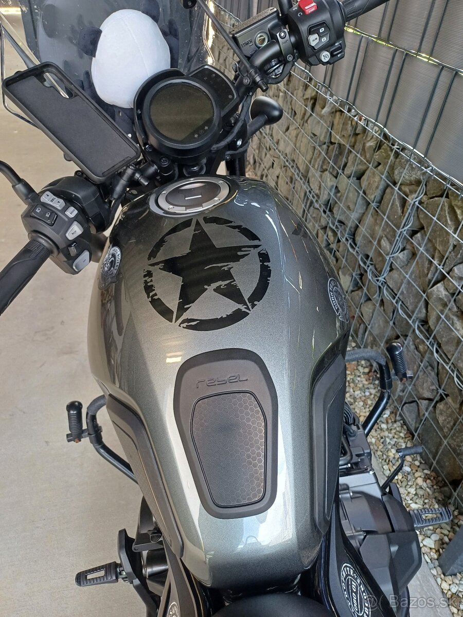 Honda rebel 1100 - 7