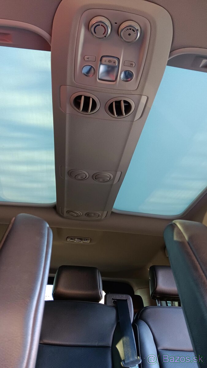 Peugeot traveller long 8miest kúp v SR - 7