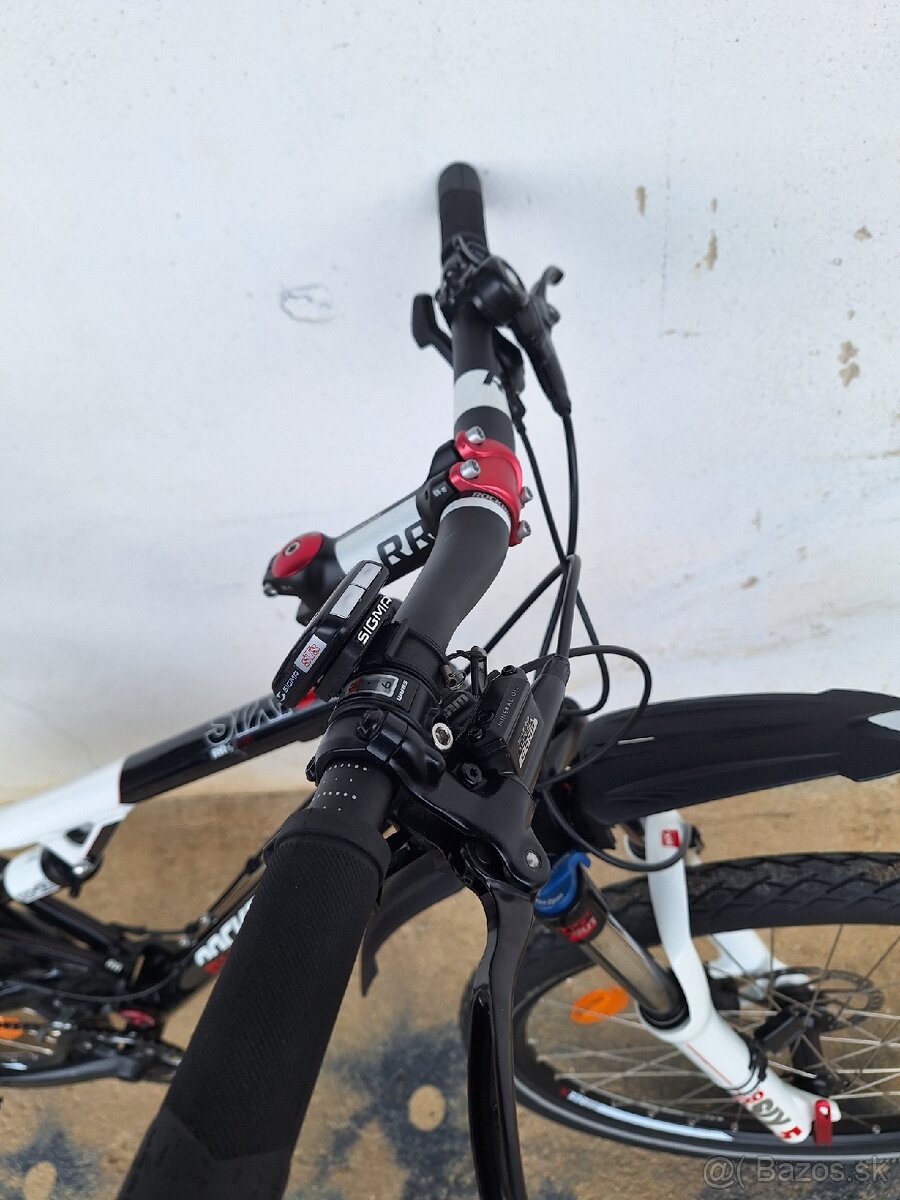 Celoodpružený horský bicykel Rockrider SIX.5 - 7