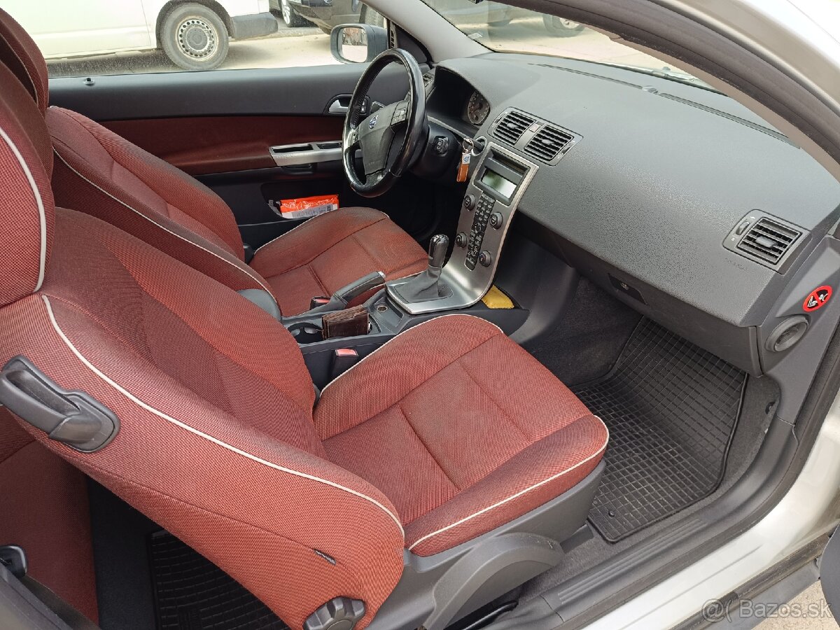 Volvo C30, 1,6 benzín,r .v. 4/2007, manual, 101 PS - 7