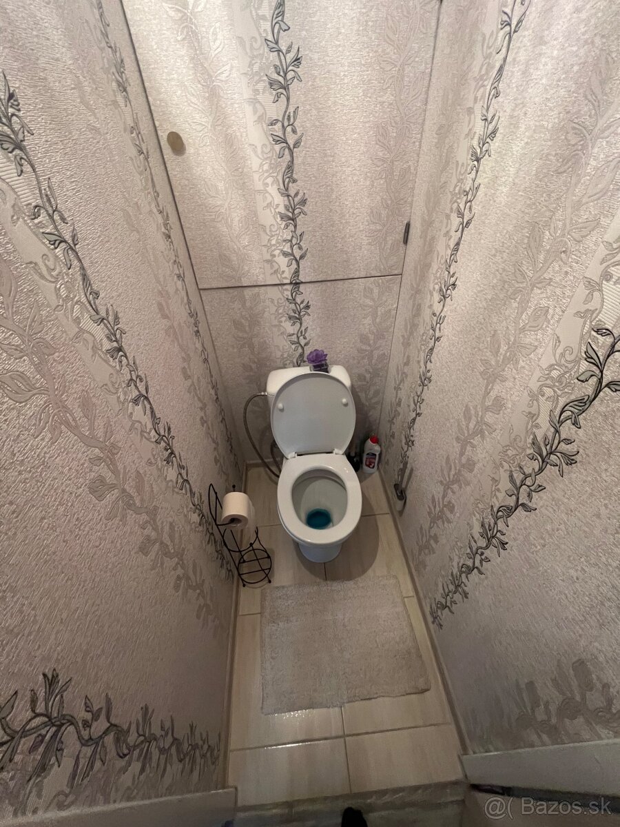 Predám 2izbový byt vo Veľkom Krtíši - 7