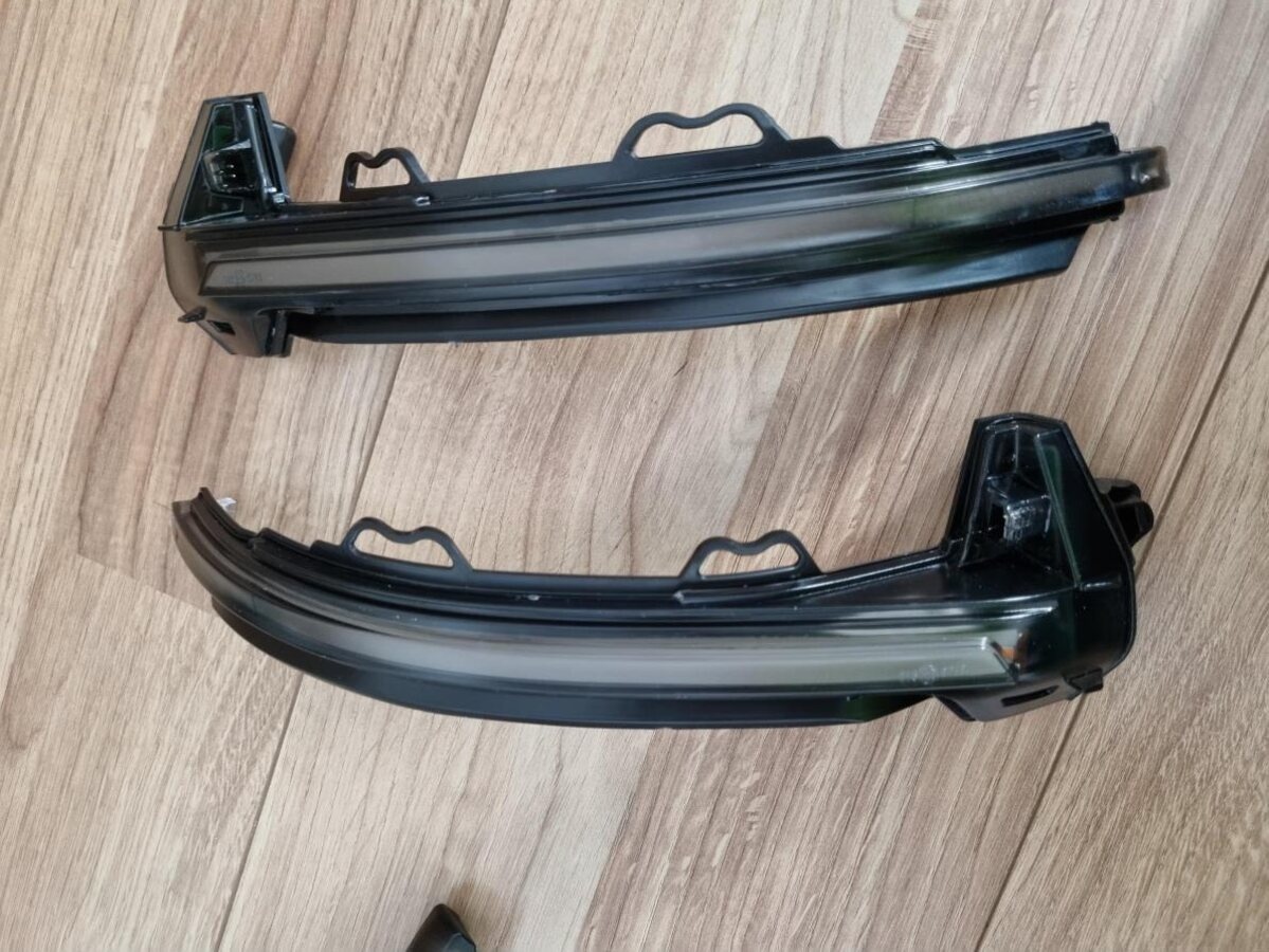 Dynamicke LED smerovky spatnych zrkadiel - 7