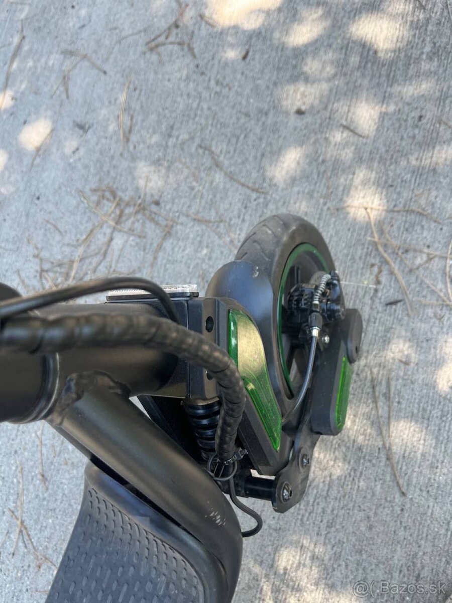 Elektrická kolobežka - 7