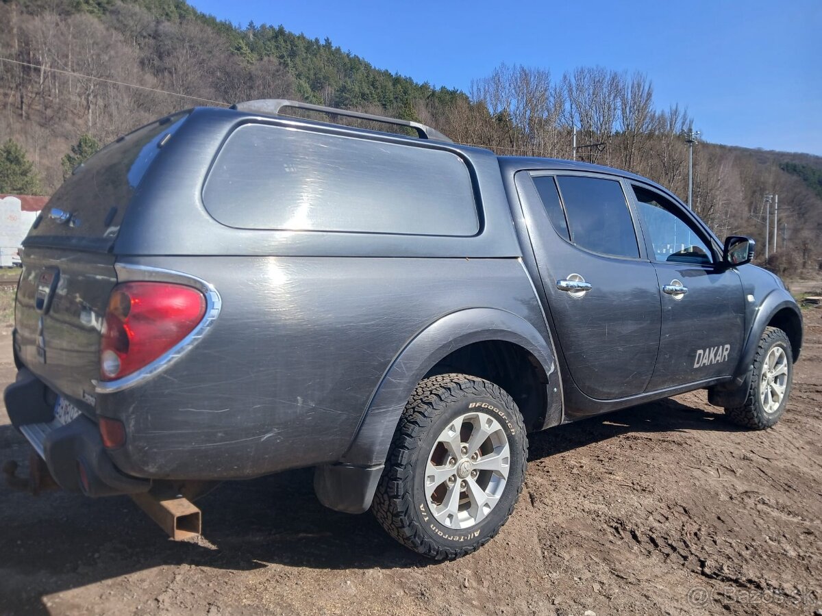 Mitsubishi L200 vo výbave DAKAR - 7