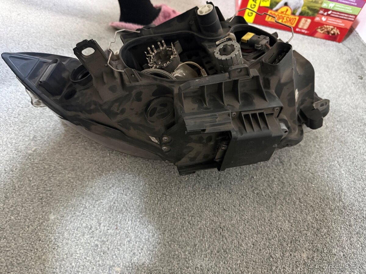 Predné lavé svetlo BMW 1 - 7