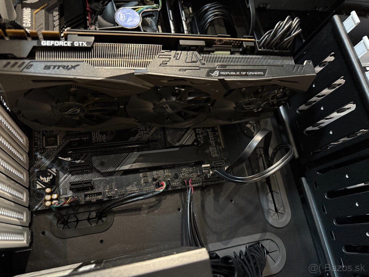 Herný počítač s GTX 1080 Ti / i5-10400F / 16GB / SSD 500 GB - 7