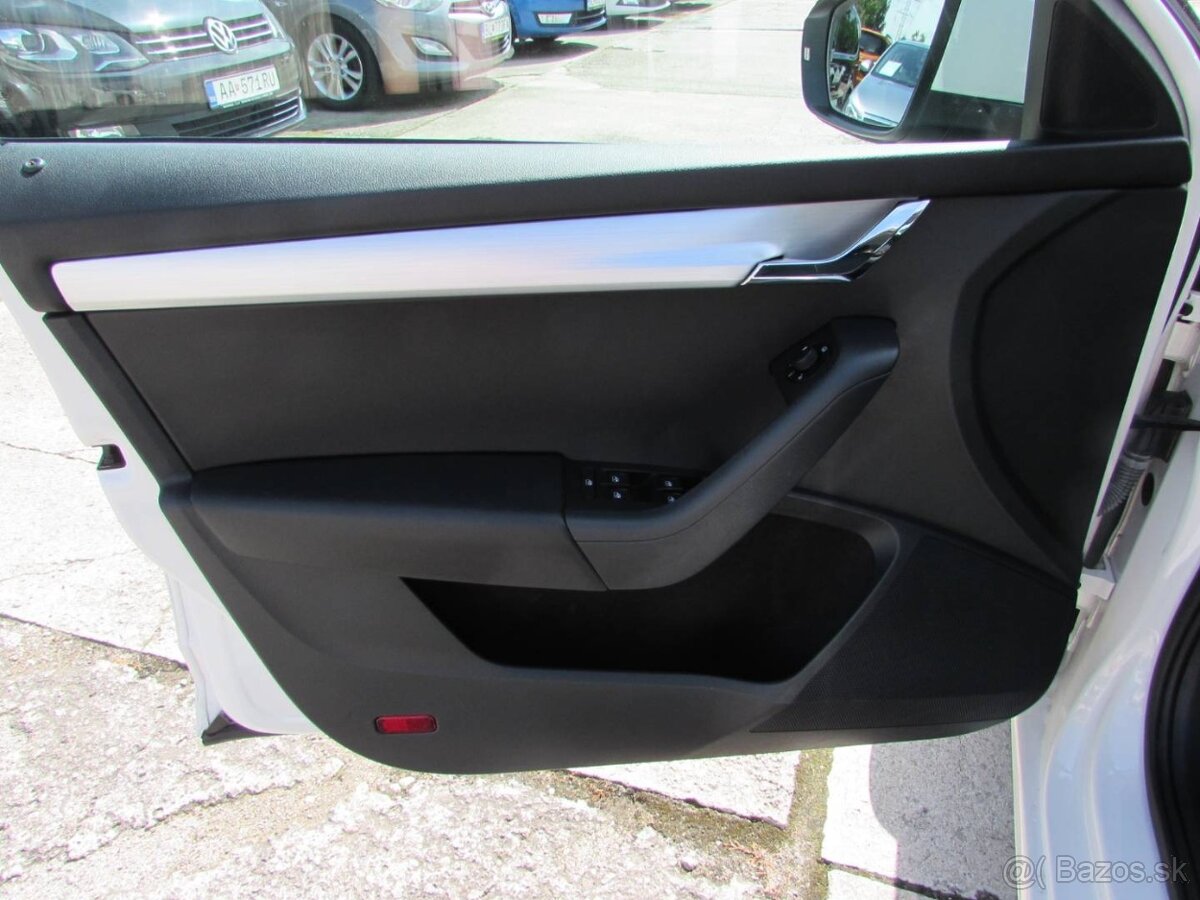 Škoda Octavia 2.0 TSI Ambition DSG - splátka 299,-€ - 7