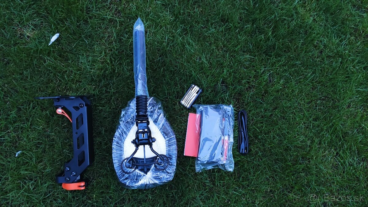 Kukirin G2 Max 2025 - ZARUKA - 0 Kilometrov - 7