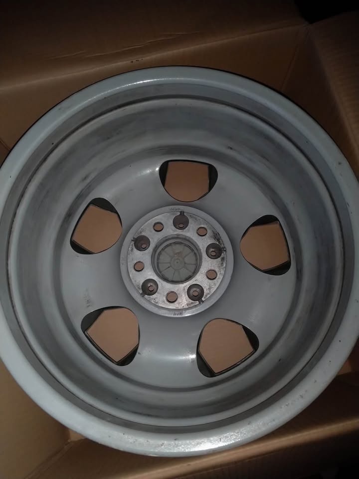 225/55 17 zimné + alu BMW. - 7