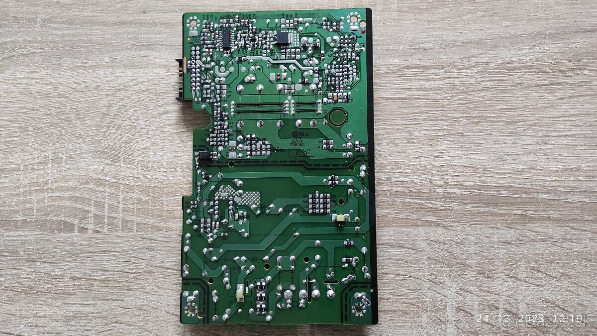 Predám napájaciu dosku VESTEL 17IPS61-5 - 7