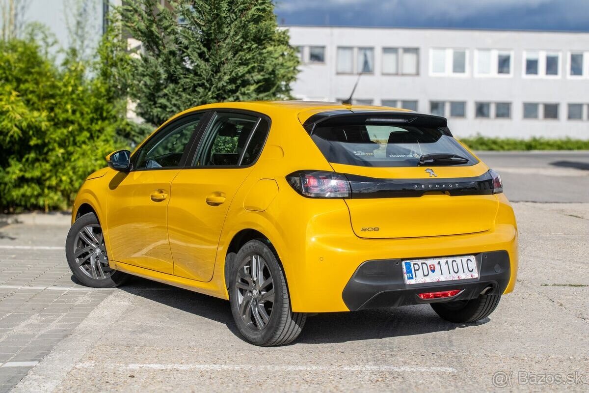 Peugeot 208 1.2 benzín - 7
