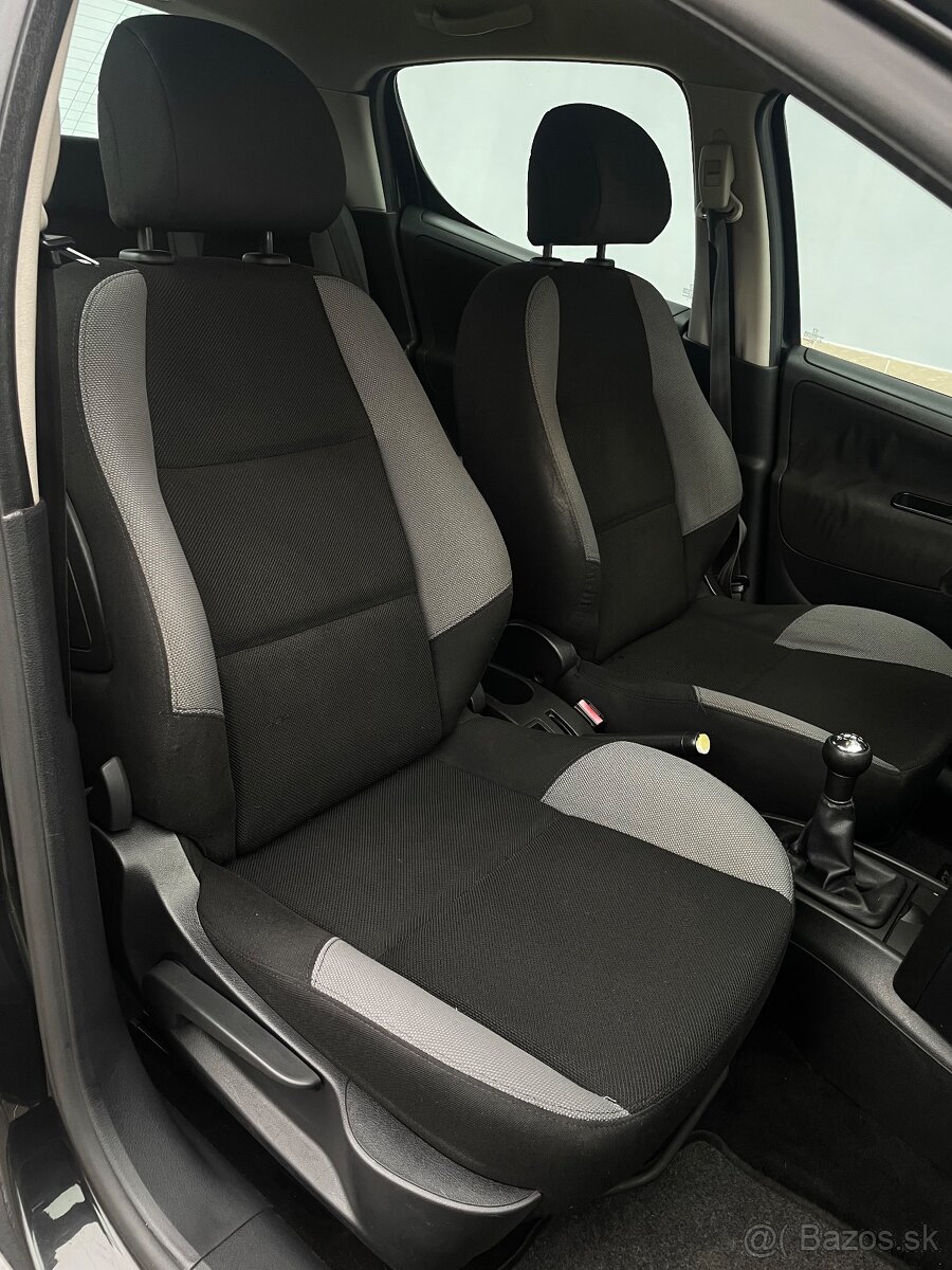 PEUGEOT 207 1.4 66kW - 7