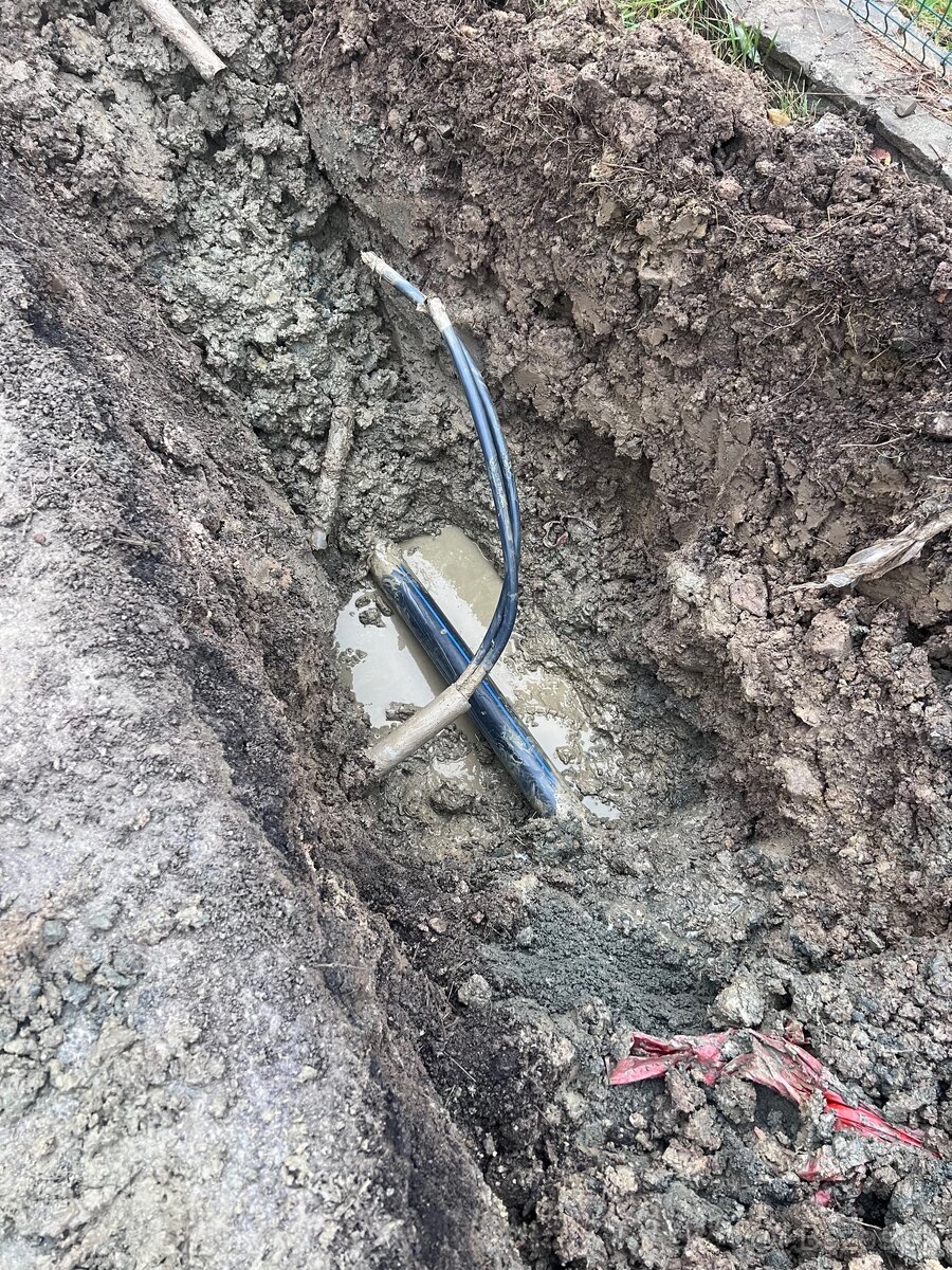 Pretláčanie pod cestu , inžinierske siete - 7