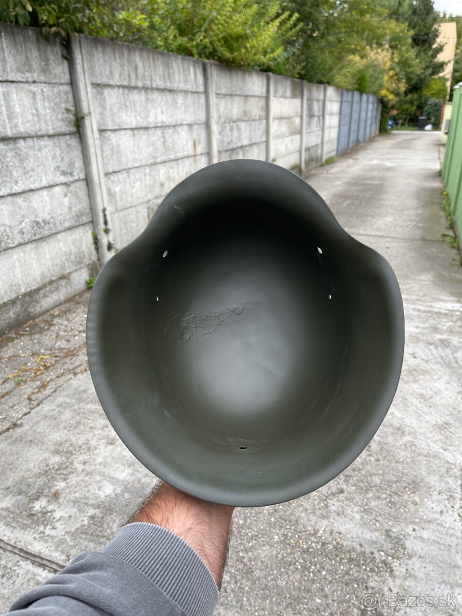 Nemecka helma M42 64 - 7