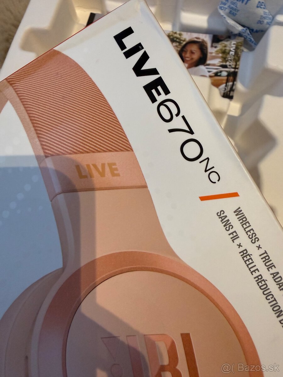 Bluetooth sluchadla JBL LIVE 670 NC - 7