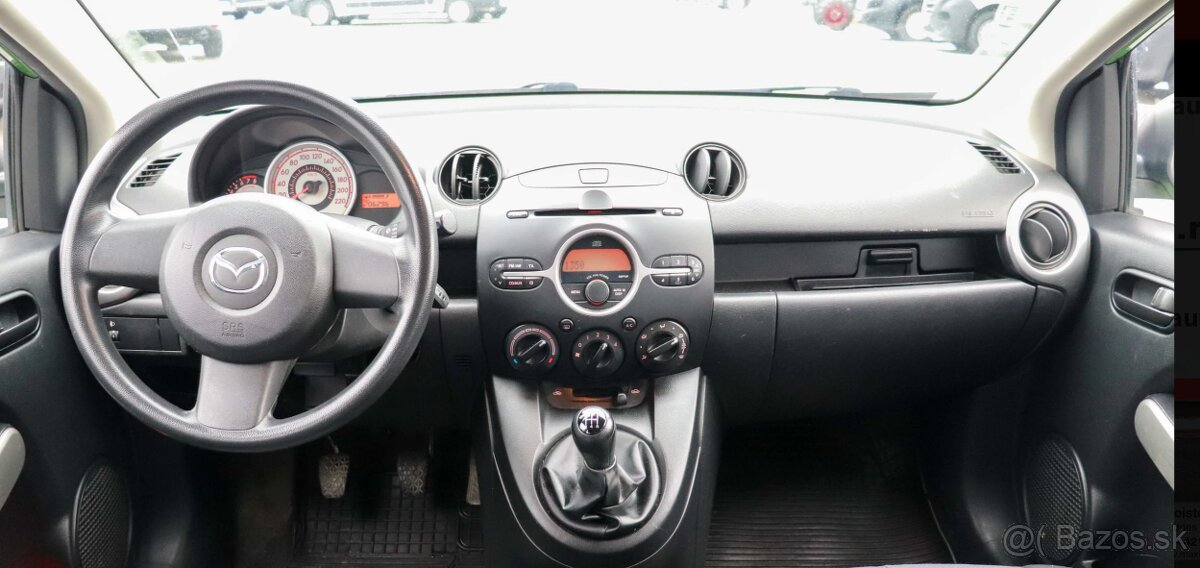 Mazda 2 1.3i CE - 7