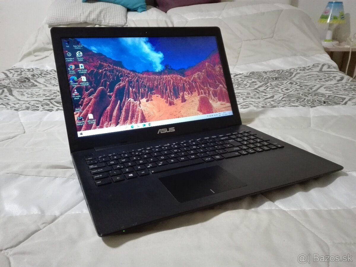Asus X553. 4-Jadro. SSD 128 GB. Nová 8 GB RAM. - 7