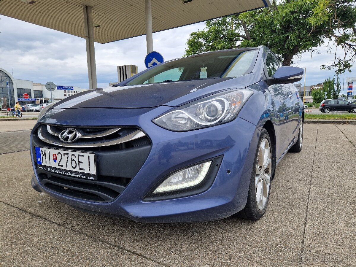 Hyundai i30 CW 1.6i CRDi HP 16V DOHC Style - 7