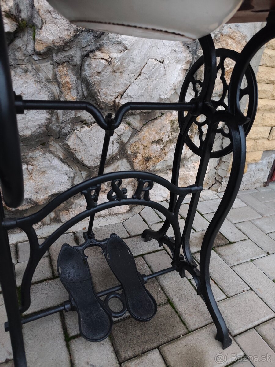 Krásny kúsok umývadlo 150r. stará konštrukcia - 7